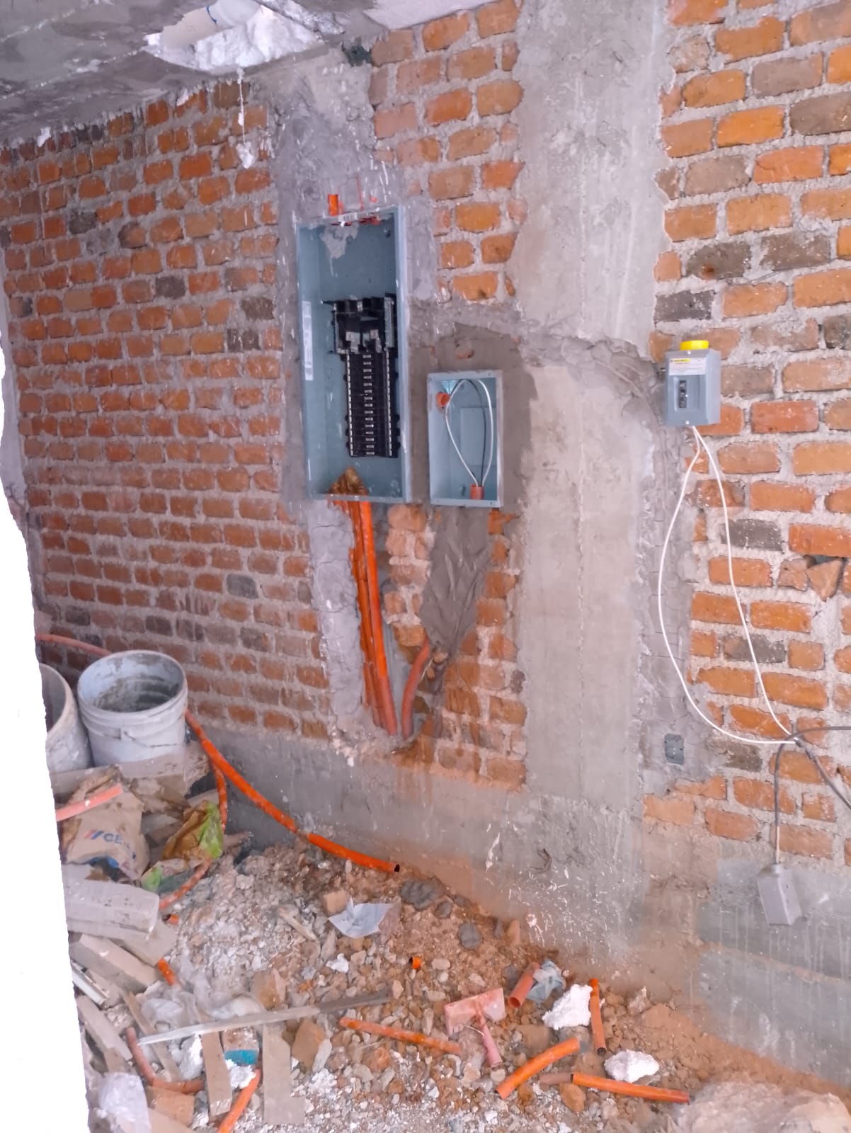 Imagen de servicio de fontanería y electricidad 8